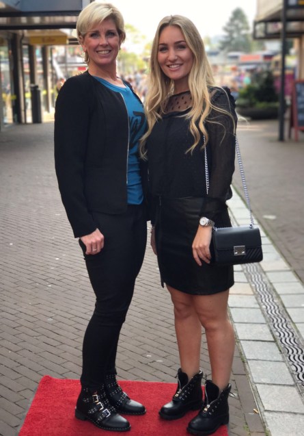 09A6B49C-1282-4A21-939B-9FD9D83AF8ED